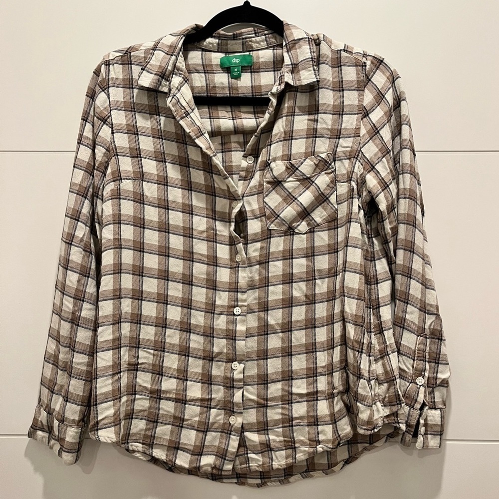 Women’s Dip Plaid Flannel Button Down Top Size M